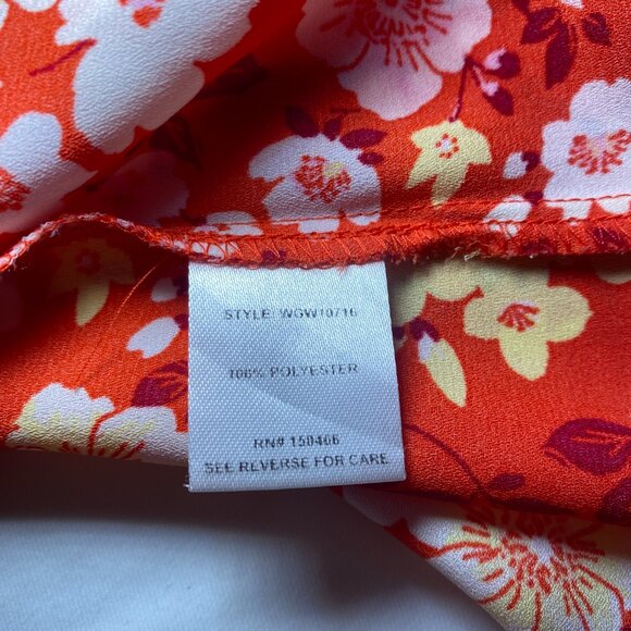 41 Hawthorn Lexie Pleated Blouse Womens M Red Floral Tank Flowy Business EUC - Picture 4 of 9